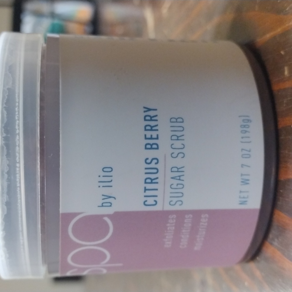 Spa by Ilio Citrus Berry Sugar Scrub